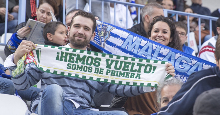 Aficionados del Córdoba y el Málaga en La Rosaleda. Foto: Málaga CF