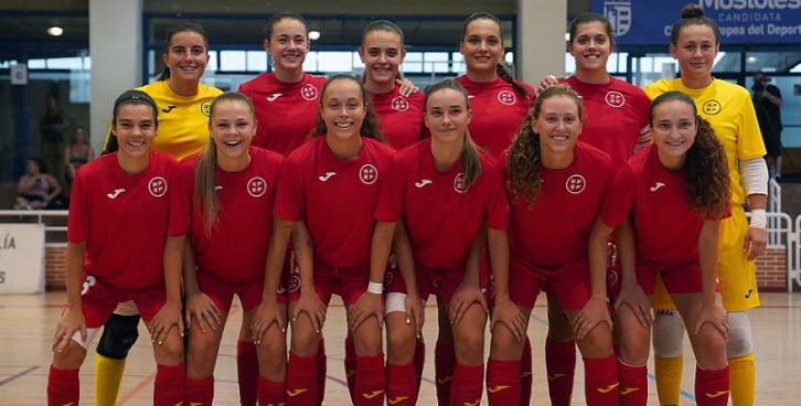 Fotografía inicial de la selección sub-21 de fútbol sala femenino antes de un amistoso contra MRB Móstoles Fotografía: Real Federación Española de Fútbol