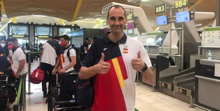 El cordobés Cesar Móntes es parte del staff técnico de la selección de balonmano de París 2024.