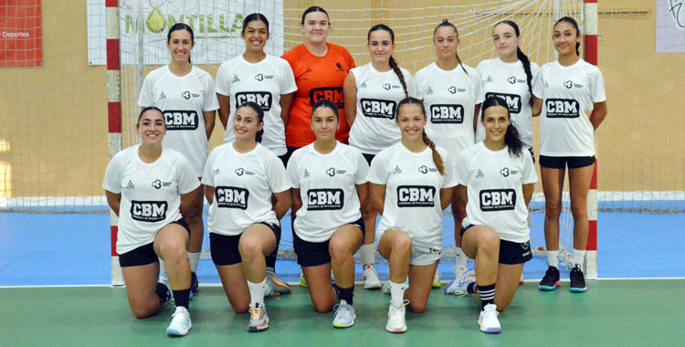 El Deza CBM, en formación cuando regresó a los entrenamientos. Foto: CBM