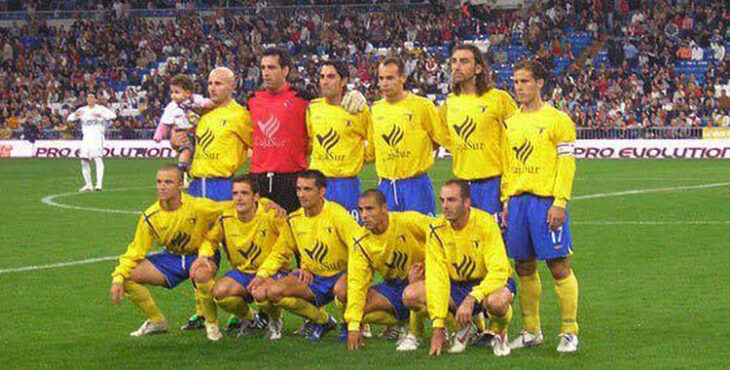 Jorge García en aquel Écija que jugó la Copa del Rey en el Bernabéu, junto a Pepe Díaz o Requena entre otros.