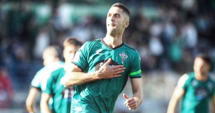 Sabin Merino celebrando un gol con el Racing de Ferrol. Foto: LaLiga Hypermotion