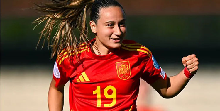 Alba Cerrato celebrando uno de sus goles en el Europeo sub17. Foto: RFEF