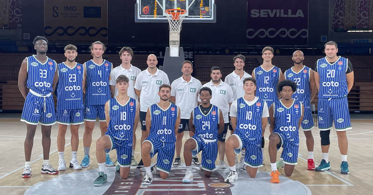 Integrantes del Coto Córdoba antes de su duelo con el Caja 87. Foto: Coto Córdoba