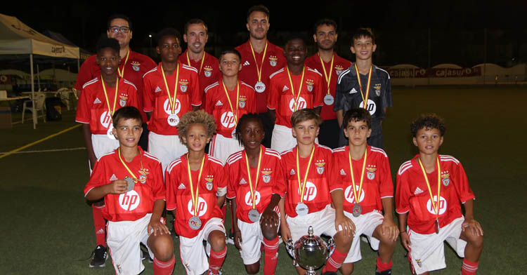 El Benfica, campeón alevín de la Cajasur Cup 2024.