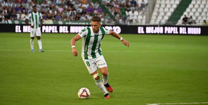 Isma Ruiz durante el partido ante el Racing de Ferrol. Fotografía: Natalia Román