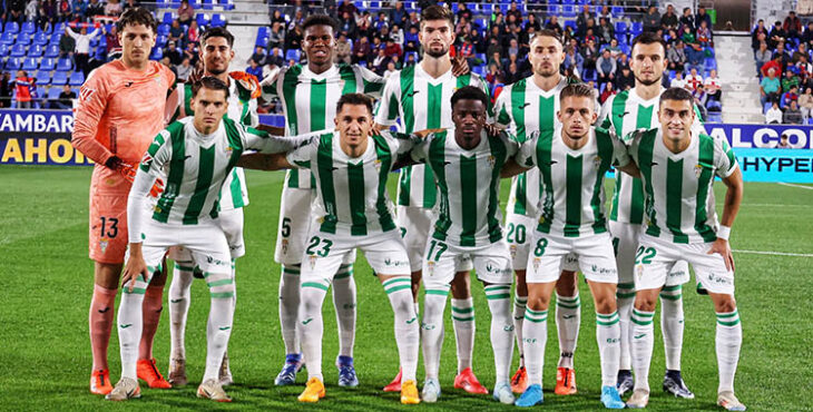 El once inicial del Córdoba en su regreso a El Alcoraz.