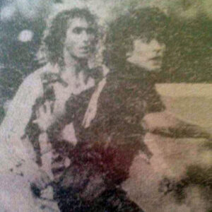 Pepín cubre a Maradona en un Barcelona-Valladolid en el Camp Nou.