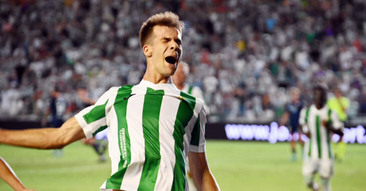 Ander Yoldi celebra su gol ante el Deportivo. Foto: Natalia Román