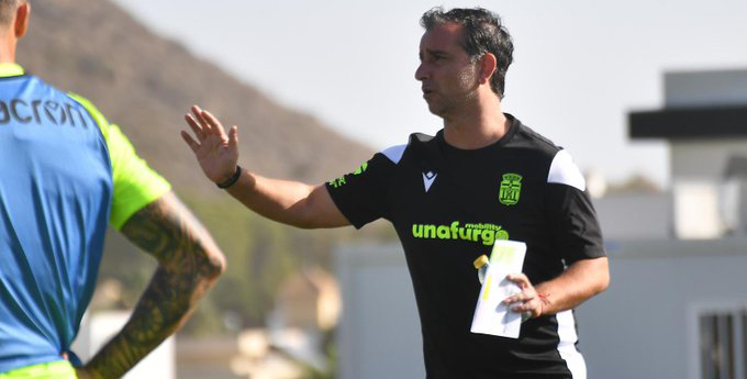 Jandro en un entrenamiento del Cartagena. Fotografía: FC Cartagena