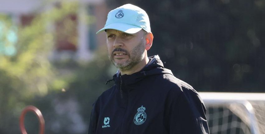 José Alberto en un entrenamiento con el Racing de Santander. Fotografía: Racing de Santander.