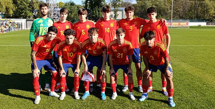 Andrés Cuenca fue titular este martes con España sub19 en la tercera jornada del Torneo Internacional de Rumanía. Foto: RFEF