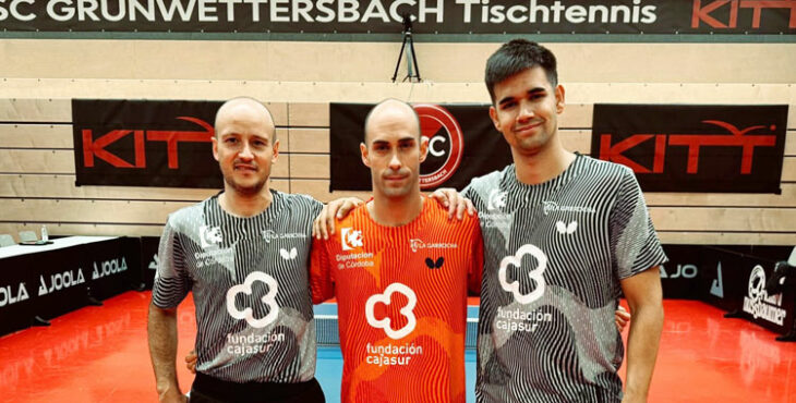 Carlos Machado, Alejandro Calvo y Alberto Lillo posando en Alemania