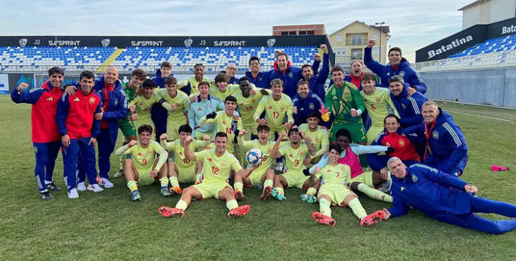 La celebración de España sub19 tras el susto vivido. Foto: RFEF