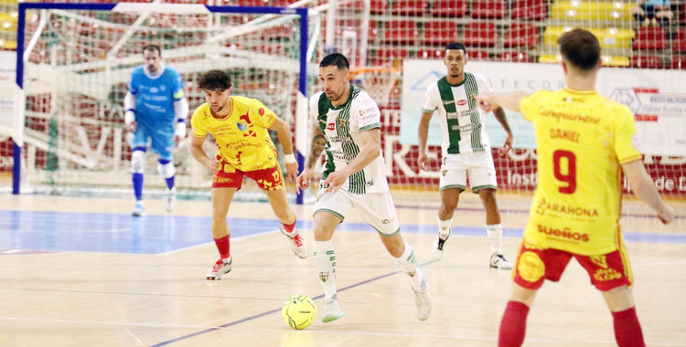 Felipe Echevarría en el partido contra Manzanares. Foto: Edu Luque / Córdoba Futsal