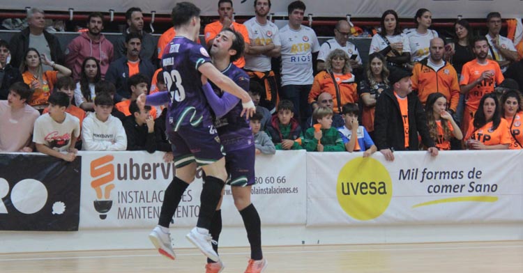 Murilo Duarte y Pablo del Moral celebran un gol en Tudela. Foto: Ribera Navarra