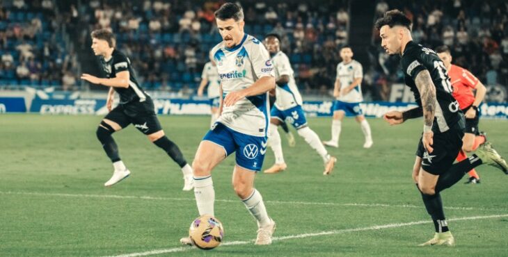 El Tenerife no está encontrando los resultados en esta campaña. Foto: CD Tenerife