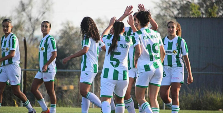 La felicidad blanquiverde en uno de los tantos de la goleada. Foto: @CordobaFemenino