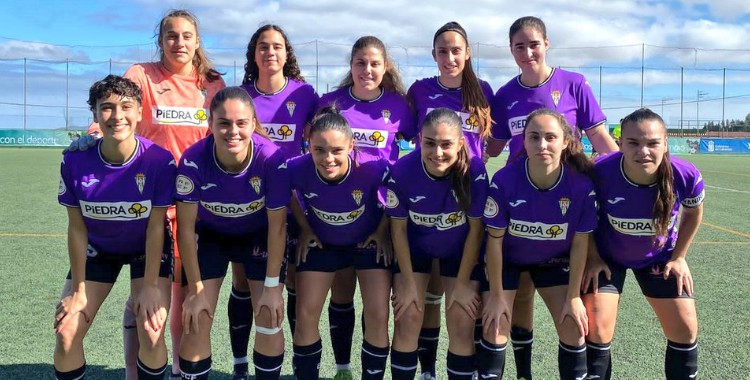 La alineación con la que nuestras chicas salieron al campo. Foto: Córdoba CF Femenino