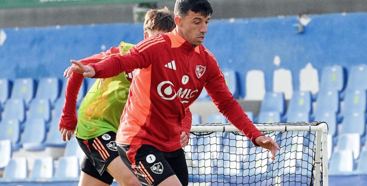 El veterano delantero Hugo Díaz quiere ser importante en esta segunda mitad de la temporada. Foto: Linares Deportivo