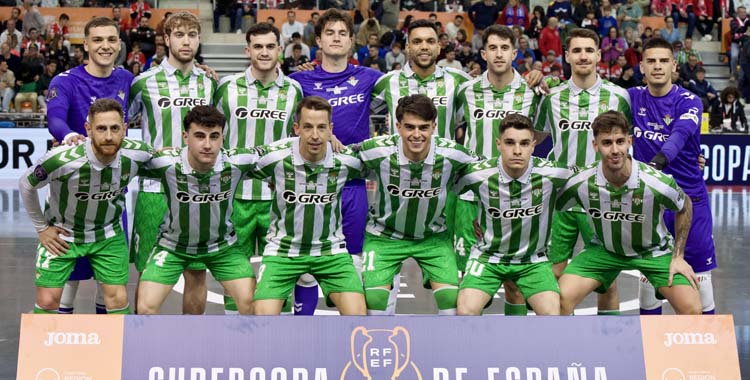 Formación del Real Betis Futsal en la final de la Supercopa.