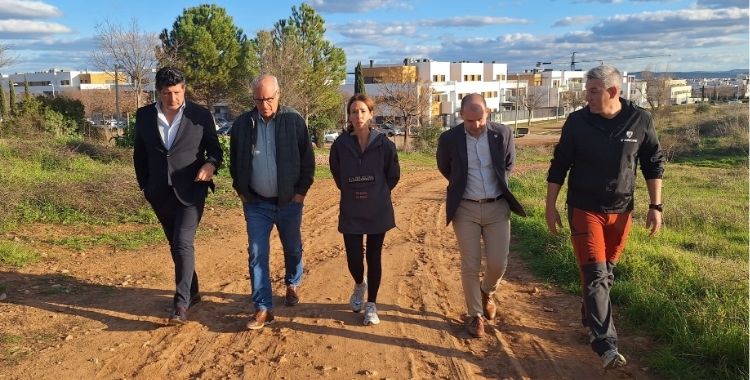 Marián Aguilar durante la visita del IMDECO y la Andaluza de Ciclismo a la Escuela de MTB de Victor Fernández en El Patriarca.