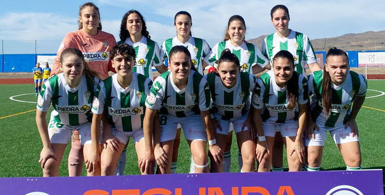 El once blanquiverde en Juan Grande. Foto: @CordobaFemenino