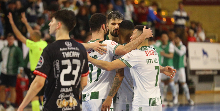 El Córdoba Patrimonio celebra el tanto de Juanan frente al Noia. Foto: Córdoba Futsal