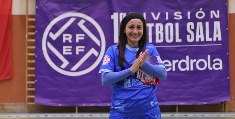 Sara Moreno se despide emocionada en un último partido de liga. Foto: Futsi Atlético Navalcarnero