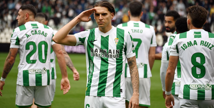 Álex Sala celebrando uno de sus goles al Granada. Autora: Natalia Román