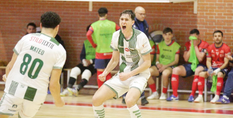 La celebración de uno de los tantos califales. Foto: Edu Luque / Córdoba Futsal