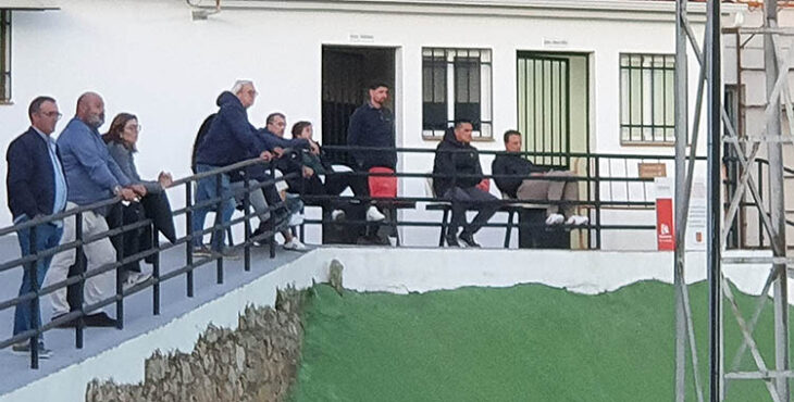 Juanito, Raúl Cámara y Javi Flores en Espiel en una de las pocas ocasiones que se les vio junto a César Sánchez.