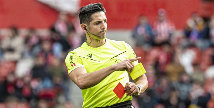 Sergiu Muresan en el Sporting-Albacete.
