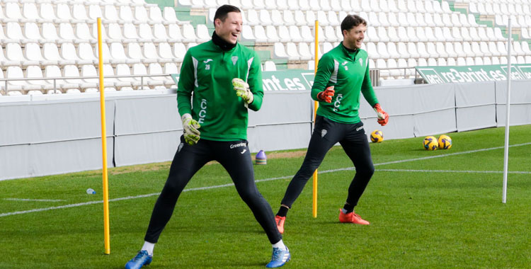 Ramón Vila junto a Carlos Marín en un entrenamiento. Foto: Rafael Romero