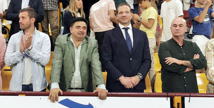 García Román en el palco en una imagen de archivo