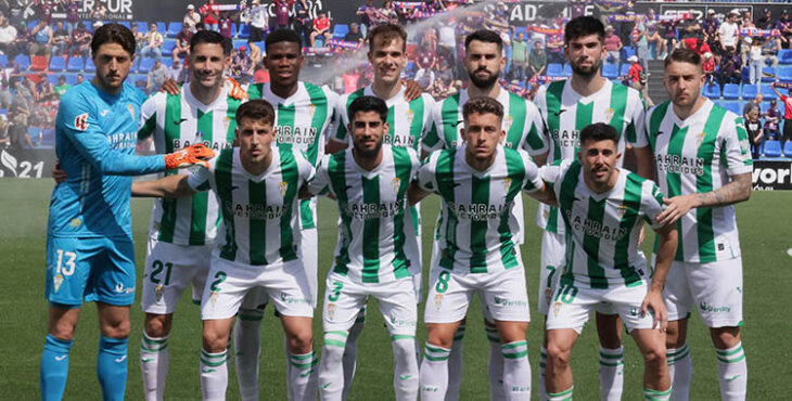 El once del Córdoba en Elda.