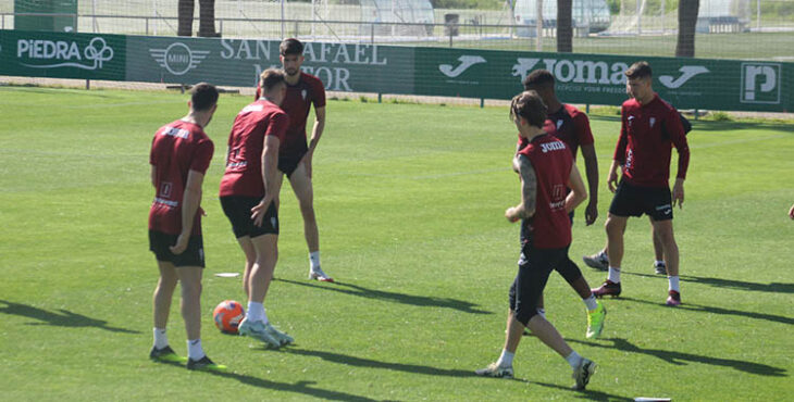 Álex Sala será duda hasta conocer la convocatoria final de Iván Ania.