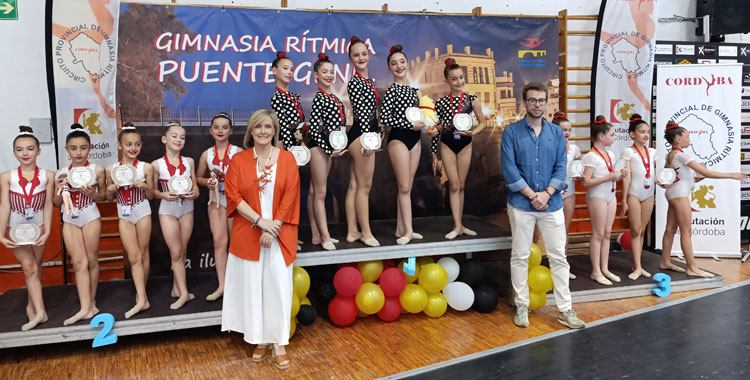 Uno de los podios de la cita final del Circuito Corduba