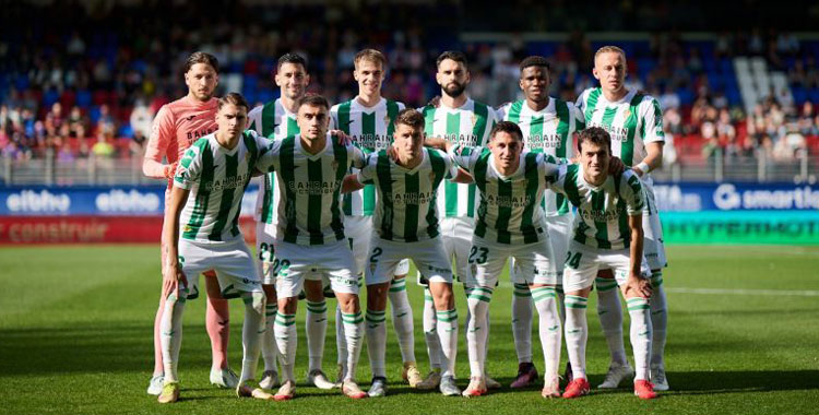 El once del Córdoba CF en Eibar.