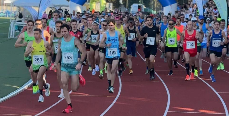 Atletas en el inicio de una carrera de este año.