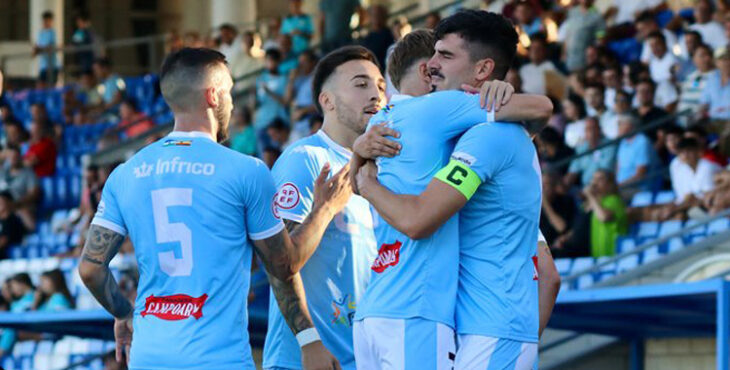 Los jugadores del Ciudad de Lucena celebran un gol. Foto: Antonio Dávila / Ciudad de Lucena