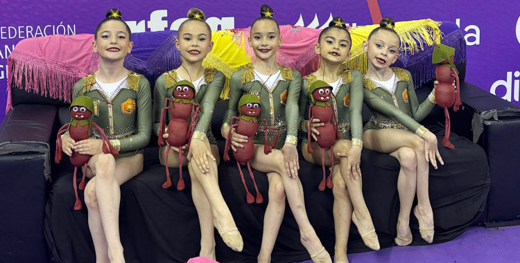 Las jóvenes deportistas rojinegras dejaron bien alto el pabellón. Foto: GR Séneca