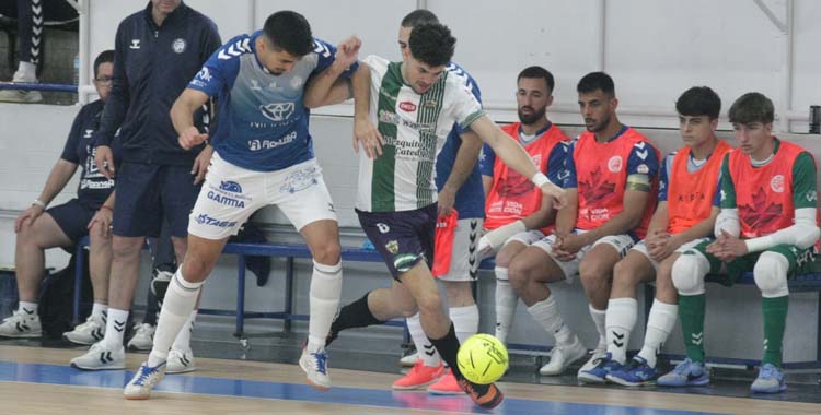 Lance del duelo entre el Xerez y el Córdoba Futsal Patrimonio.
