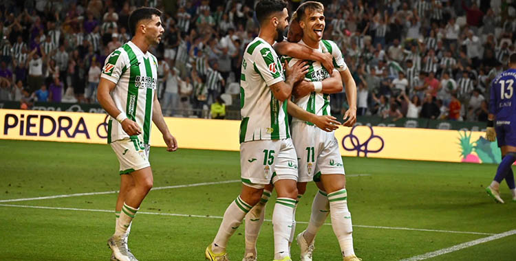 Ander Yoldi celebrando su gol ante el Mirandés.