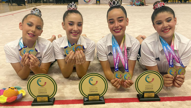 Algunas de las gimnastas rojinegras que brillaron en tierras fuengiroleñas. Foto: GR Séneca