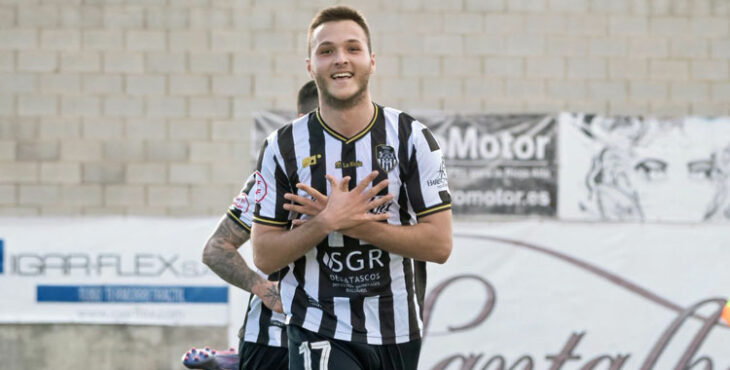 Kliti Valisi celebrando un tanto este pasado curso. Foto: Haro Deportivo