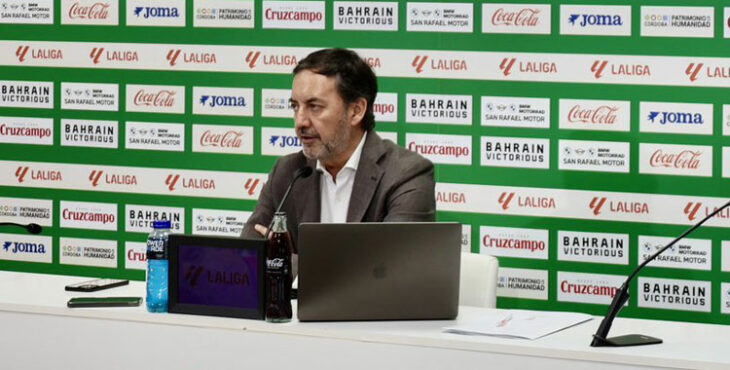 Monterrubio atendiendo a los medios en sala de prensa. Foto: CCF