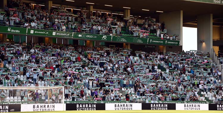 Grada de El Arcángel en un partido de la 2024-25.