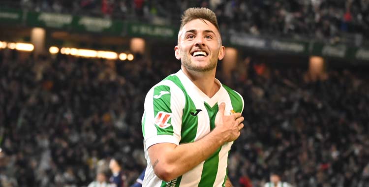 Casas celebra un gol con el Córdoba en El Arcángel.