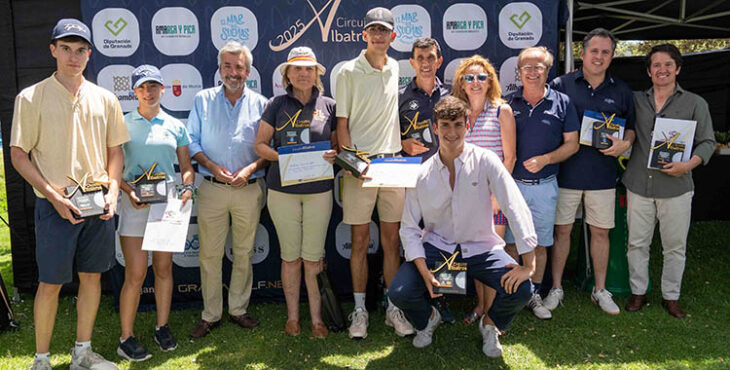 Los ganadores de las distintas categoría y premios especiales del Circuito Albatros en Córdoba.